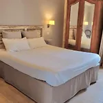Demeures & Chateau - Fleur De Roques - Saint Emilion 3*