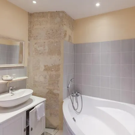 Demeures & Chateau - Fleur De Roques - Saint Emilion 3*