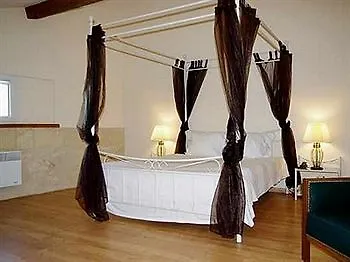 Hotel Chateau Fleur De Roques - Saint Emilion 3*