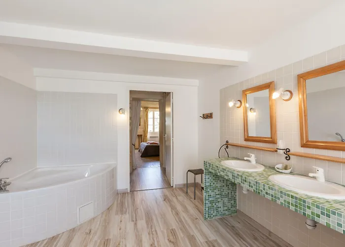 Hotel Demeures & Chateau - Fleur De Roques - Saint Emilion Puisseguin